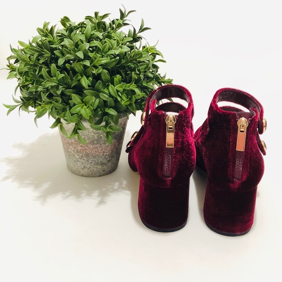 💋SOLD💋Bella Vita Jolie II Pumps Burgundy Velvet - 7.5W - Picture 6 of 8